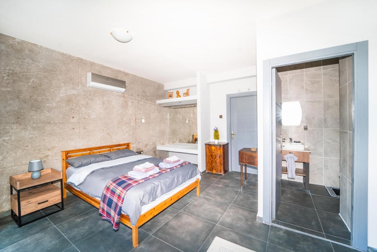 Chardonnay Guest Studio Rooms With Great View For Nature Lovers Kyrenia  Luaran gambar